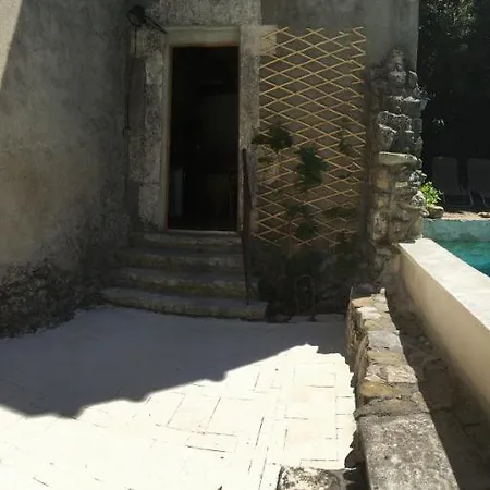 Bed & Breakfast Chateau De La Bastide A Goudargues