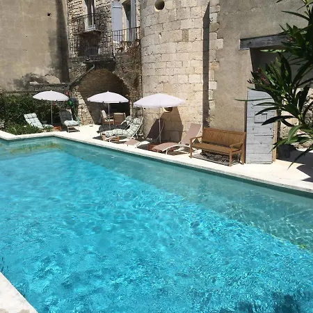Chateau De La Bastide A Bed & Breakfast *
